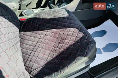 Хетчбек Hyundai i30 2013 в 