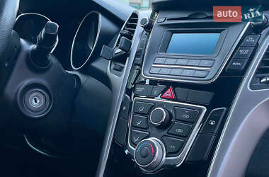 Хетчбек Hyundai i30 2013 в 
