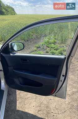 Хэтчбек Hyundai i30 2010 в 