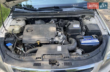 Хэтчбек Hyundai i30 2010 в 