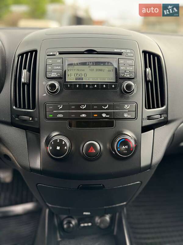 Хэтчбек Hyundai i30 2009 в Хмельницком