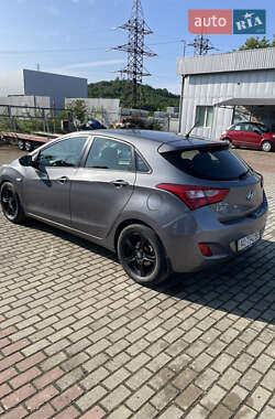 Хэтчбек Hyundai i30 2013 в 