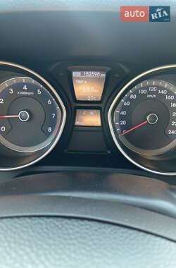 Хэтчбек Hyundai i30 2013 в 