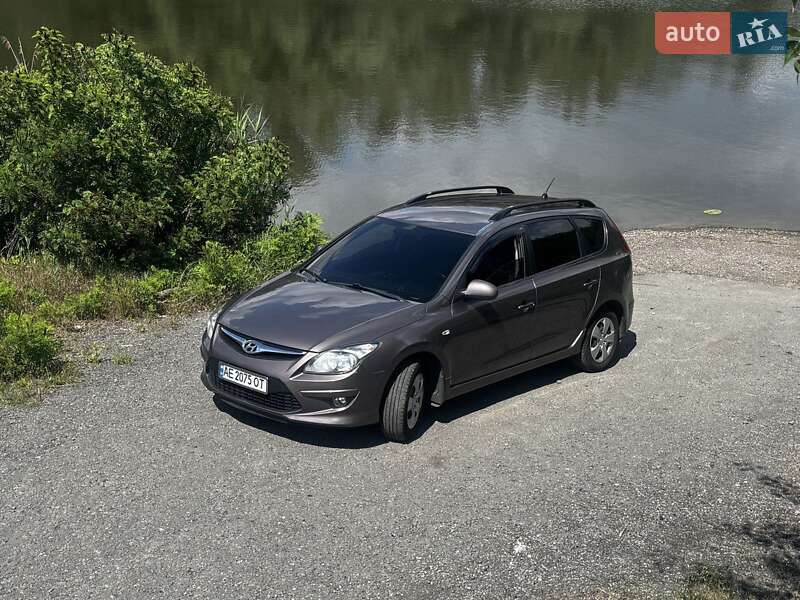 Hyundai i30 2011