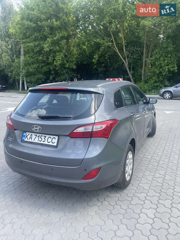 Универсал Hyundai i30 2013 в Василькове