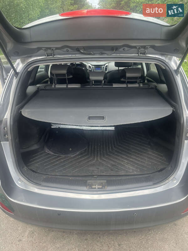 Универсал Hyundai i30 2013 в Василькове