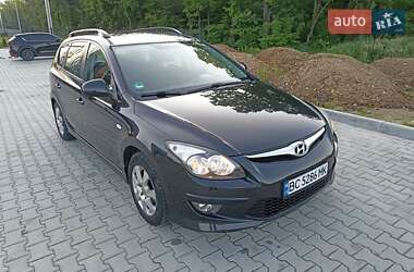 Универсал Hyundai i30 2010 в Львове