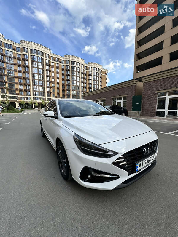 Хетчбек Hyundai i30 2022 в Софіївській Борщагівці