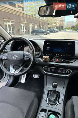 Хетчбек Hyundai i30 2022 в 
