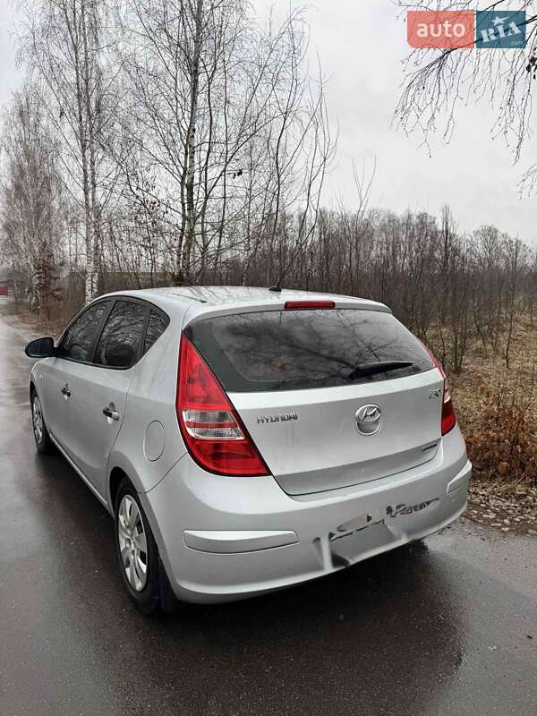 Hyundai i30 2008
