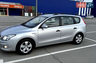 Універсал Hyundai i30 2010 в 