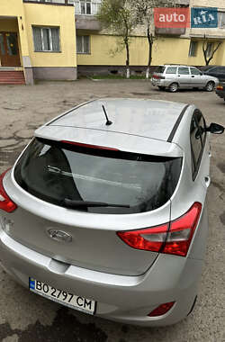 Хэтчбек Hyundai i30 2016 в 