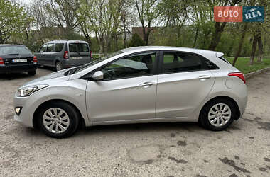 Хэтчбек Hyundai i30 2016 в 