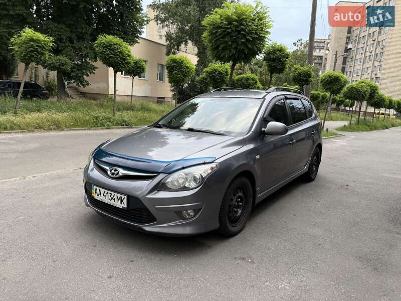 Hyundai i30 2012