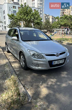 Універсал Hyundai i30 2011 в Одесі