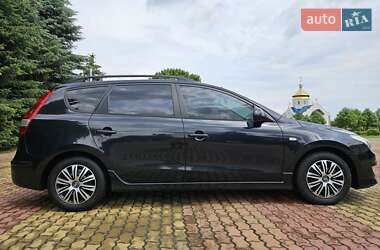 Универсал Hyundai i30 2010 в 