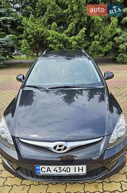 Универсал Hyundai i30 2010 в 
