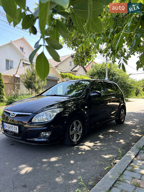 Hyundai i30 2011