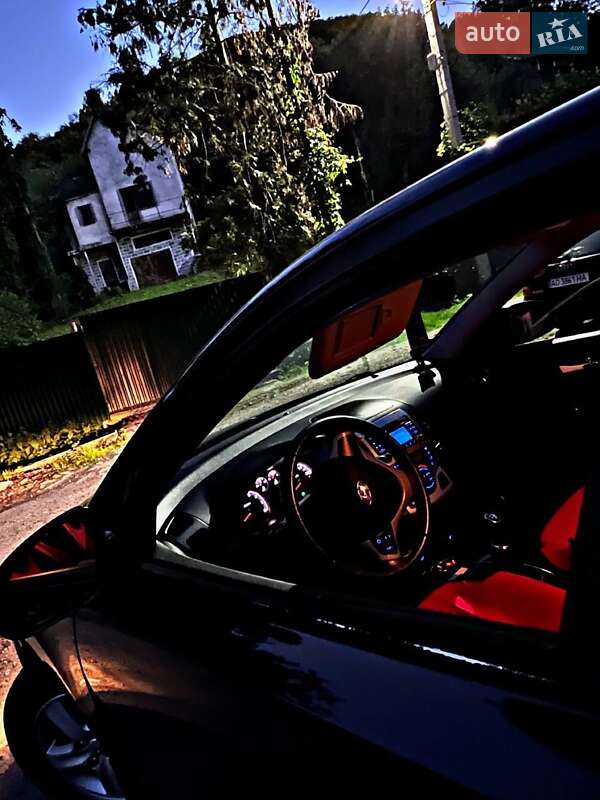 Хетчбек Hyundai i30 2010 в Мукачевому