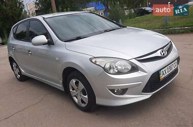 Хетчбек Hyundai i30 2011 в Харкові