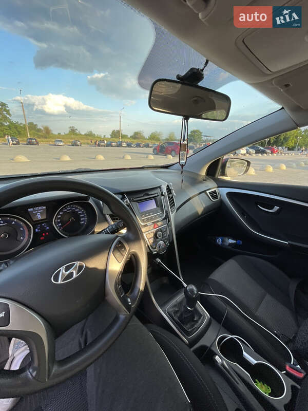 Хетчбек Hyundai i30 2012 в Запоріжжі фото 8 Хетчбек Hyundai i30 2012 в Запоріжжі