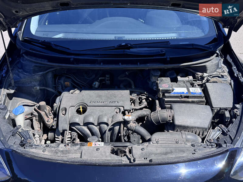 Хэтчбек Hyundai i30 2013 в Полтаве
