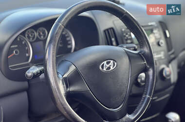 Универсал Hyundai i30 2009 в 