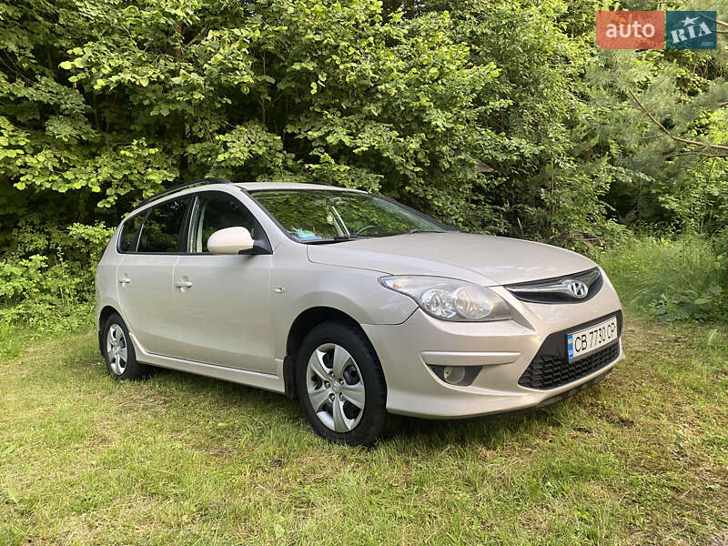 Универсал Hyundai i30 2010 в Нежине