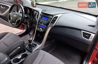 Хетчбек Hyundai i30 2013 в 