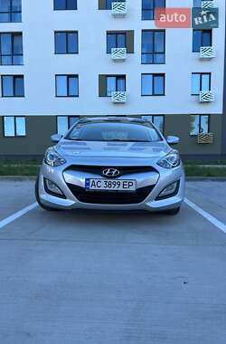 Універсал Hyundai i30 2014 в Рівному