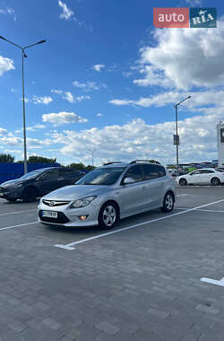 Универсал Hyundai i30 2011 в 