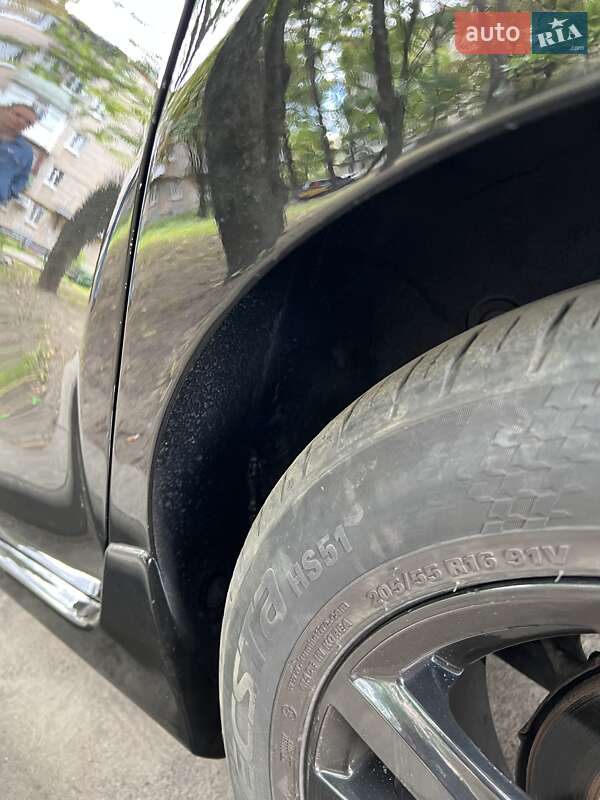 Хэтчбек Hyundai i30 2011 в Харькове