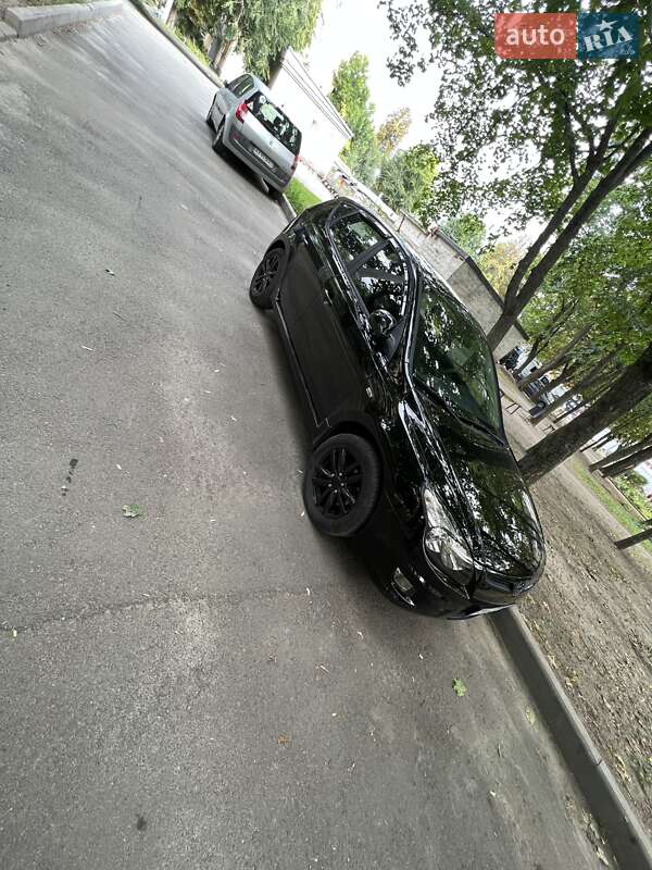 Хэтчбек Hyundai i30 2011 в Харькове