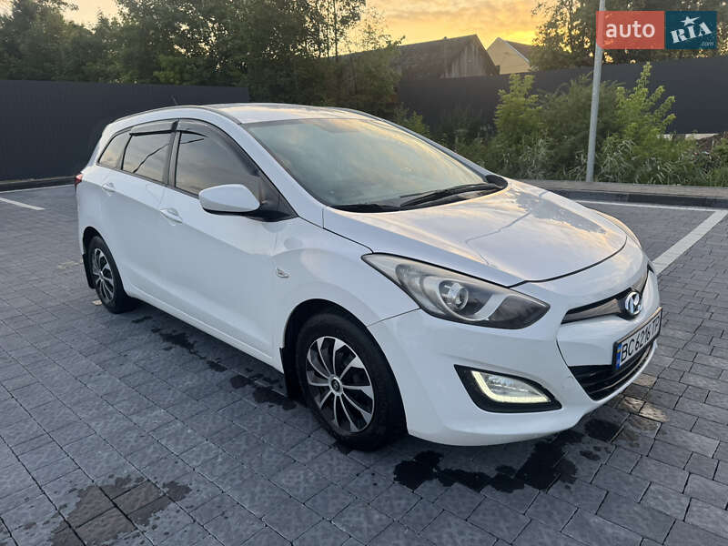 Универсал Hyundai i30 2013 в 