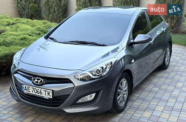 Хетчбек Hyundai i30 2013 в Дніпрі