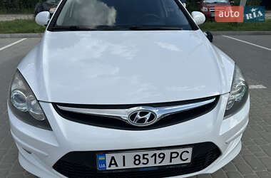 Хэтчбек Hyundai i30 2010 в Киеве