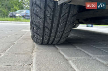 Хэтчбек Hyundai i30 2010 в 