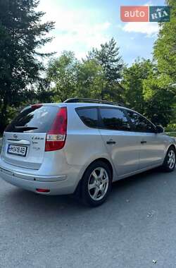 Универсал Hyundai i30 2009 в 