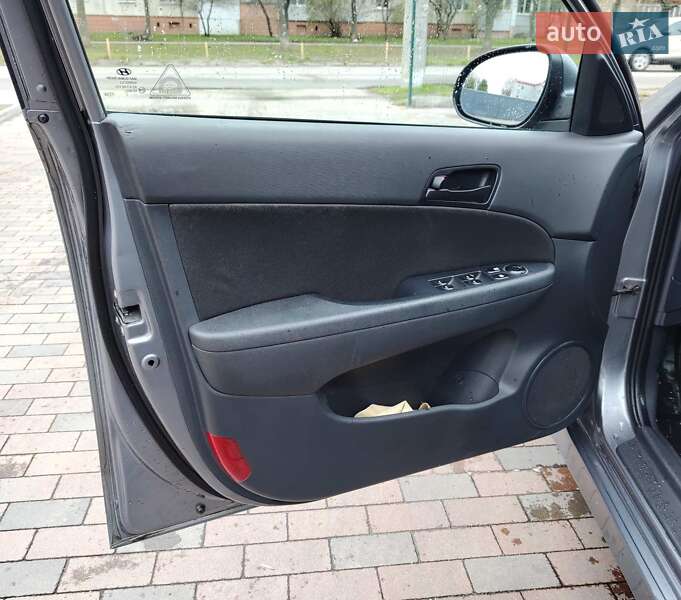 Универсал Hyundai i30 2012 в Белой Церкви