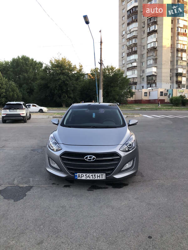 Хэтчбек Hyundai i30 2012 в Запорожье