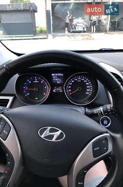 Хэтчбек Hyundai i30 2012 в 