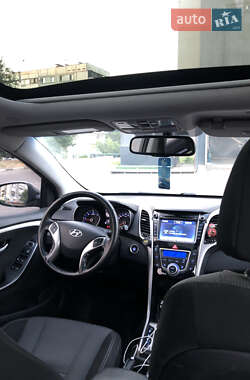 Хэтчбек Hyundai i30 2012 в 