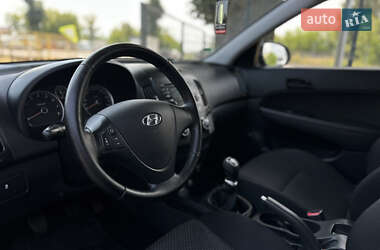 Универсал Hyundai i30 2011 в 