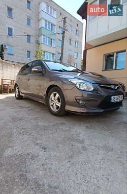 Хэтчбек Hyundai i30 2011 в Виннице