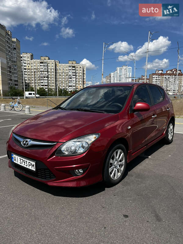 Hyundai i30 2011