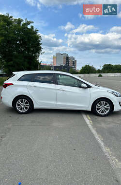 Универсал Hyundai i30 2013 в 