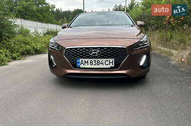 Хэтчбек Hyundai i30 2017 в 