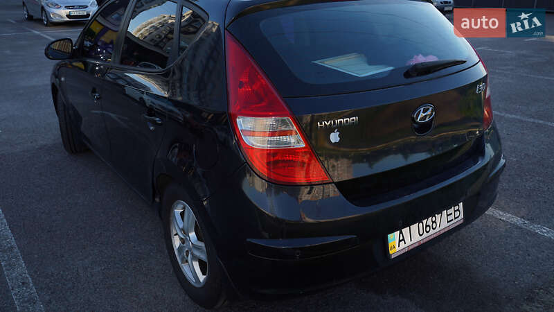 Хэтчбек Hyundai i30 2008 в Буче