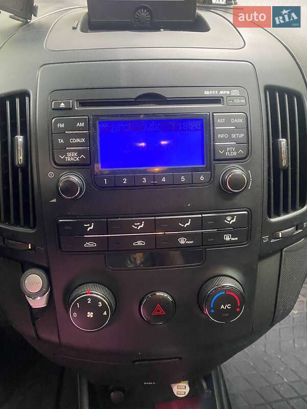 Универсал Hyundai i30 2008 в Киеве