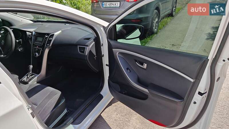 Хэтчбек Hyundai i30 2012 в Кривом Роге